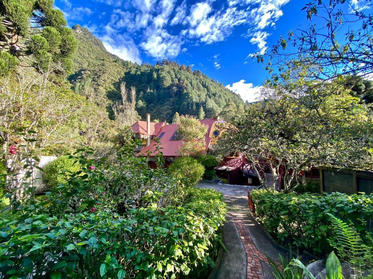 Finca Chamanapamba Guest House Baños Exterior foto